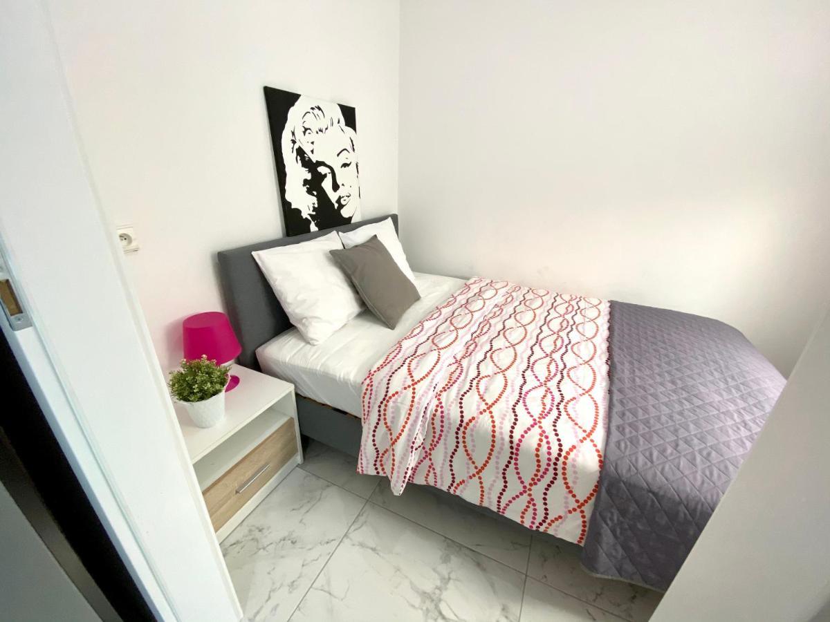 Center - Apartmenty Jana Pawła Ii Apartament Warszawa